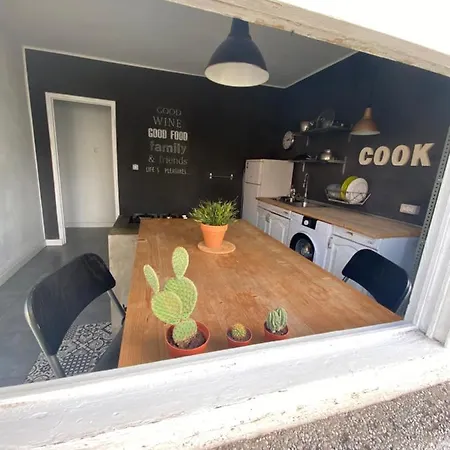 Apartamento 2 Balcones Apartment